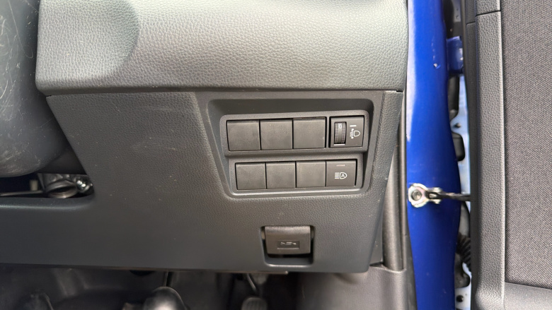 Toyota Yaris 1.5 Hybrid Design 5dr CVT Hybrid Hatchback